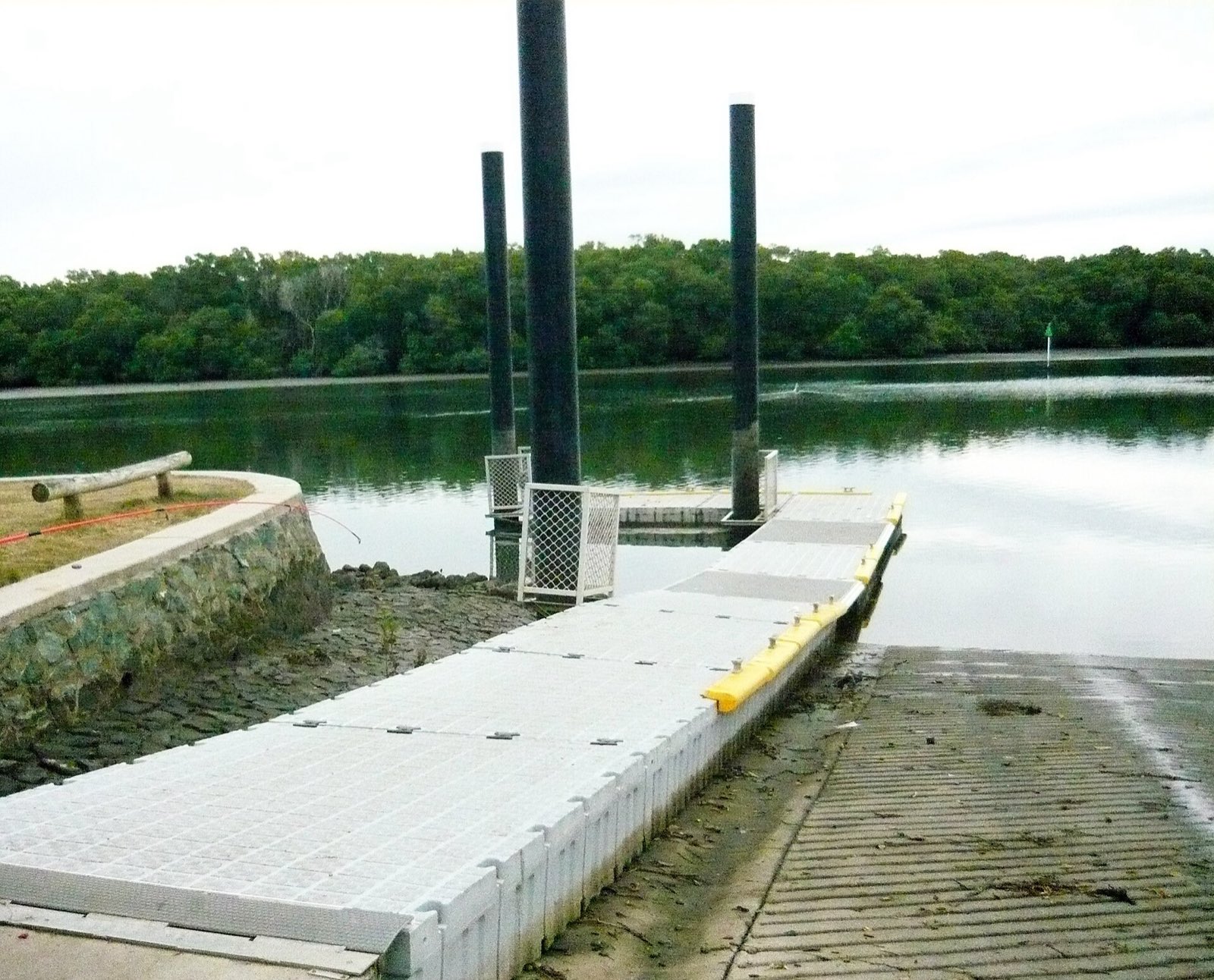 The pontoon at Deep Water Bend