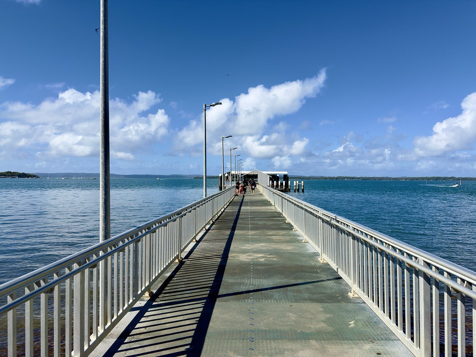 Victoria Point jetty from the Masters Avenue side